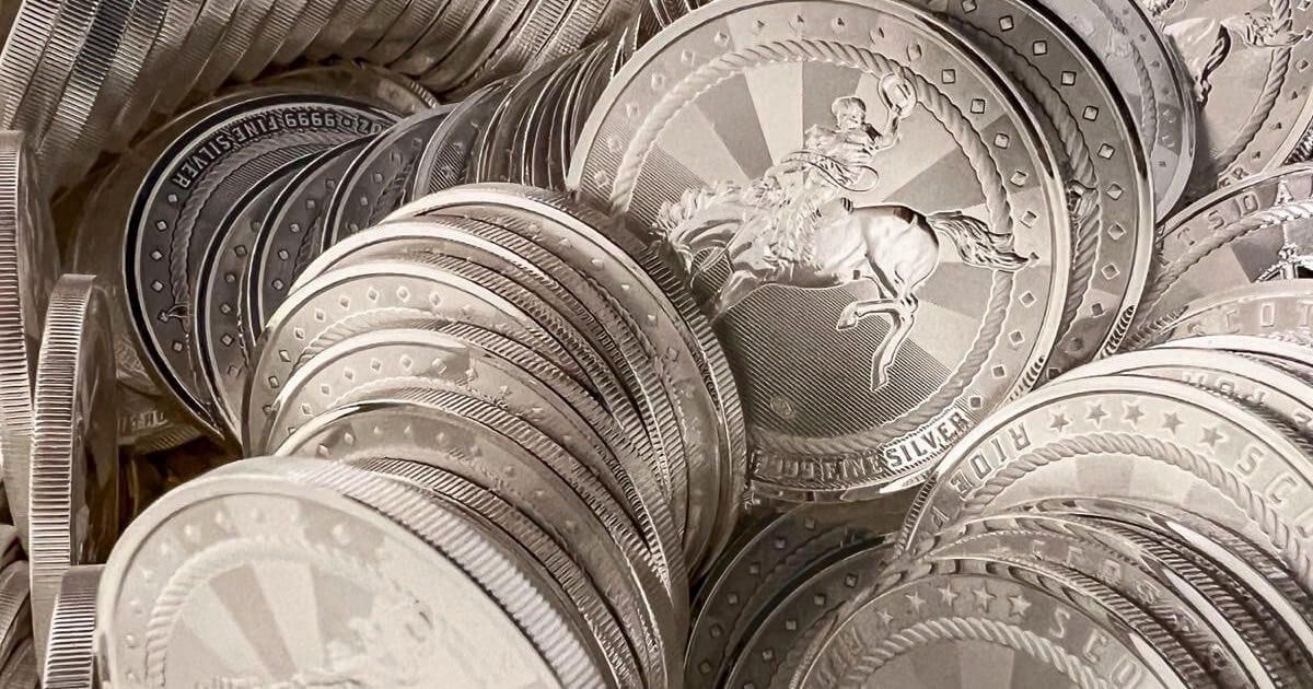 2024 Scottsdale Mint Precious Metals Article How to Store Silver Coins 0004 copyBlog Thumbnail How To Store Silver Coins