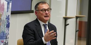 Nagel Glasgow Main Story